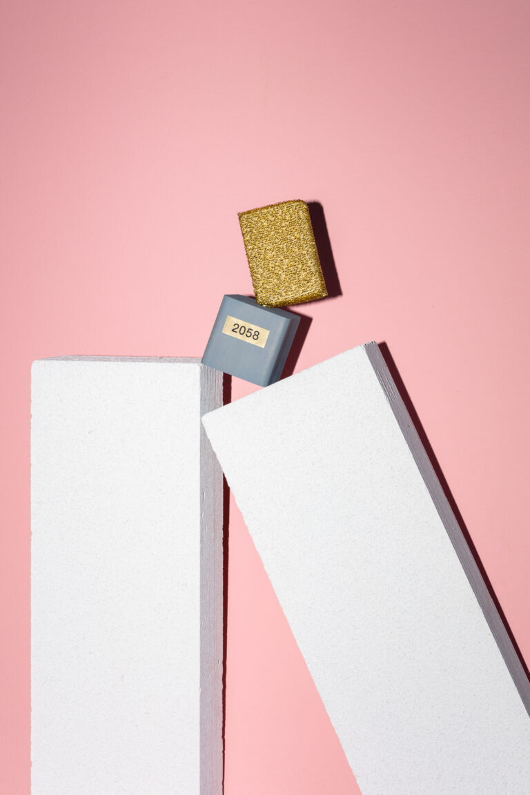 2058 Auszeichnung der Stadt Zella-Mehlis für die Pflege der »Stolpersteine« - Naomi T. Salmon, Larissa Barth, Max F. Albrecht